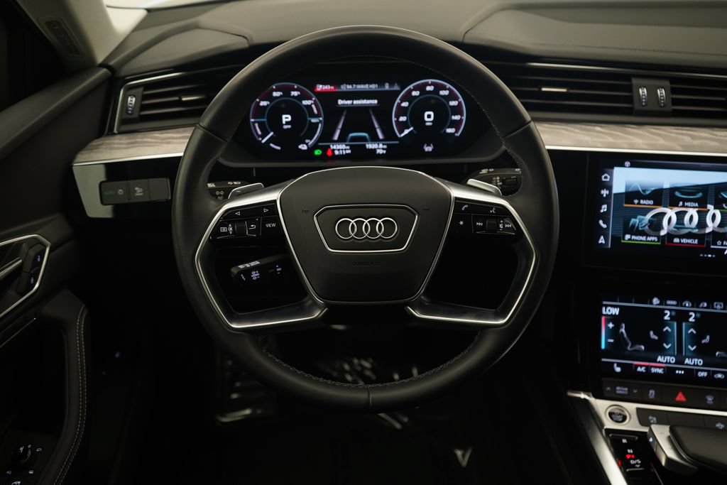 Certified 2024 Audi Q8 e-tron Premium AWD/4WD image 9
