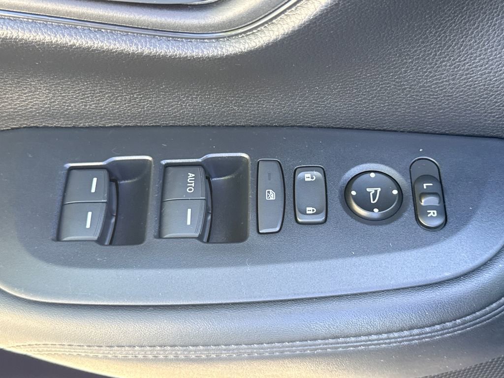Certified 2024 Honda HR-V LX image 12