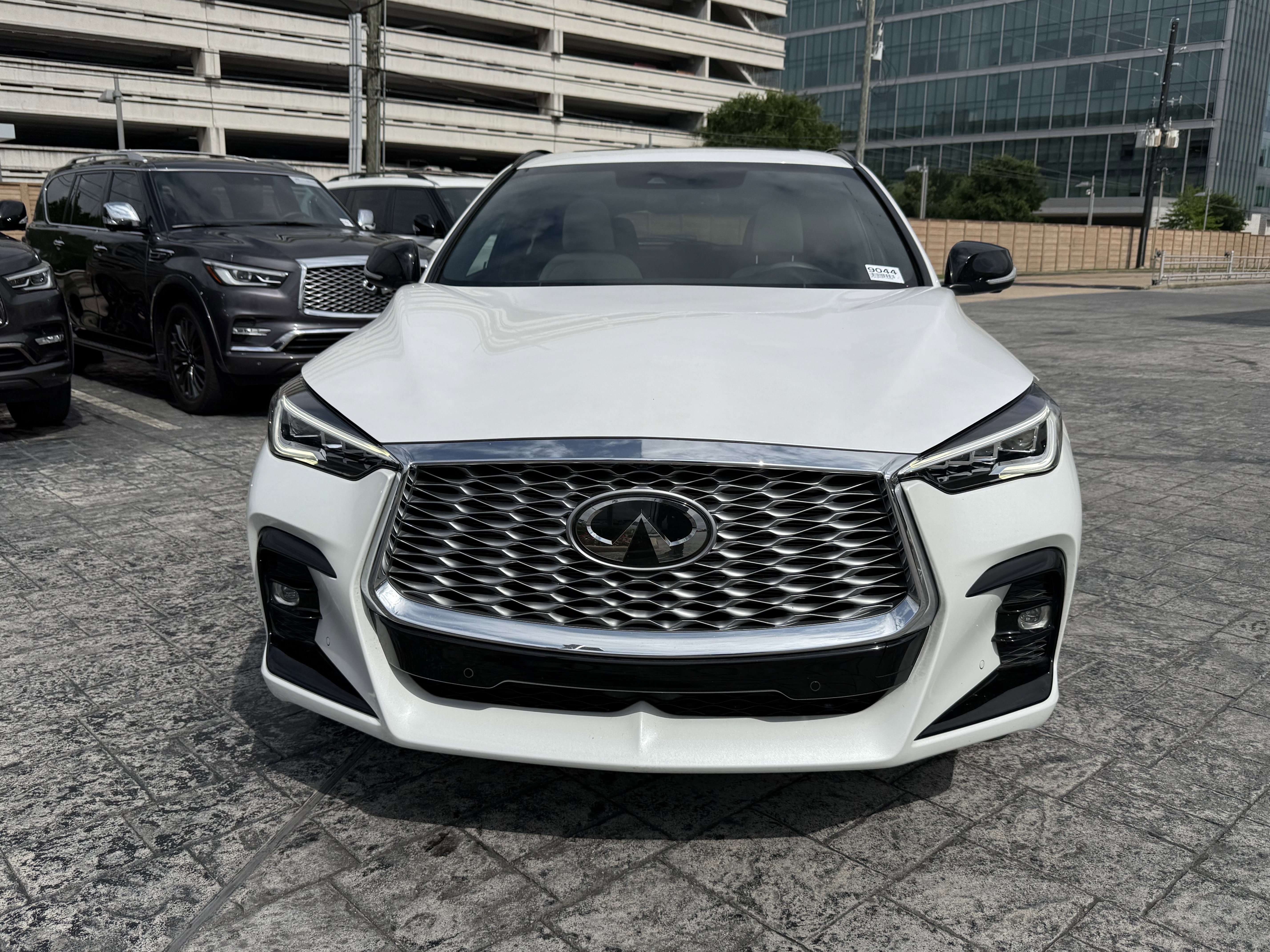 Certified 2023 INFINITI QX55 Essential AWD/4WD image 2