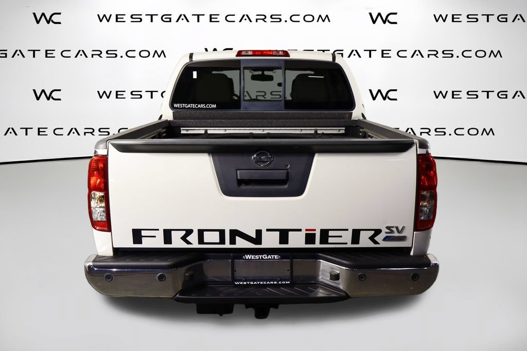 Used 2017 Nissan Frontier SV w/ SV Value Truck Package RWD image 4