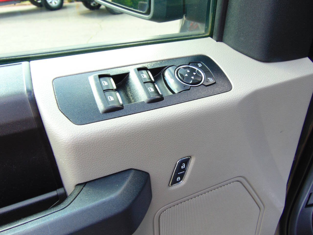Used 2018 Ford F150 XL w/ Equipment Group 101A Mid AWD/4WD image 8