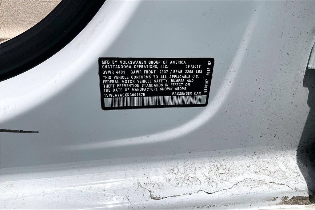 Used 2019 Volkswagen Passat 2.0T Wolfsburg w/ Wheels & Sunroof Package FWD image 3