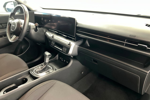 Used 2024 Hyundai Kona SEL image 24