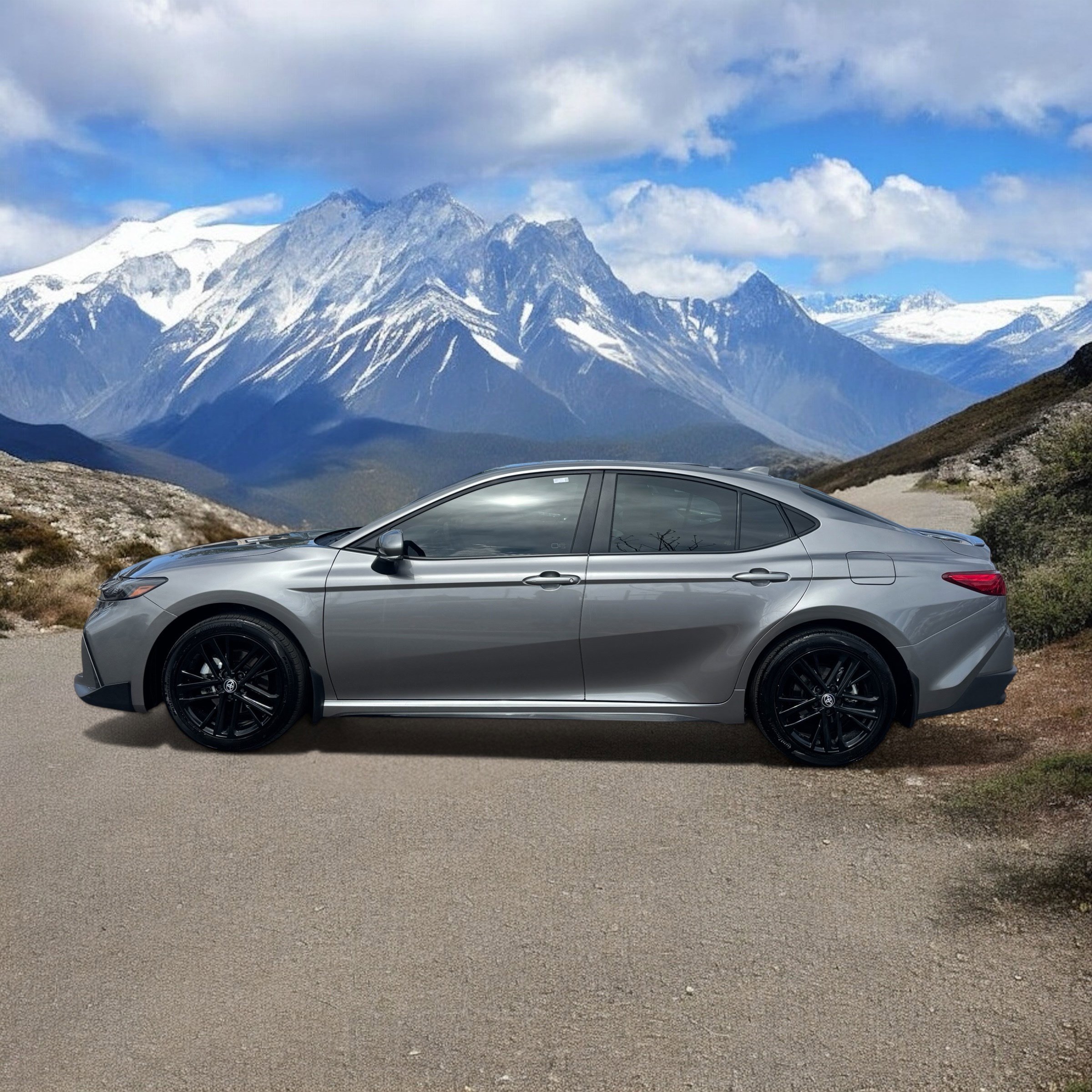 Certified 2025 Toyota Camry SE w/ Convenience Package AWD/4WD image 2