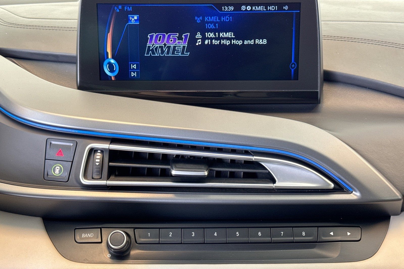 Used 2015 BMW i8 image 14