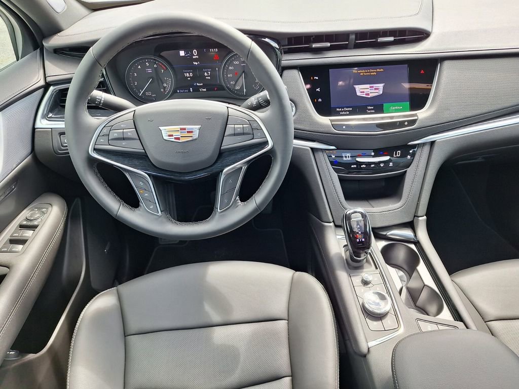 New 2026 Cadillac XT5 Premium Luxury w/ Driver Assist Package FWD image 9