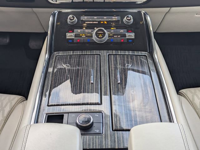 Used 2021 Lincoln Navigator Black Label w/ Cargo Convenience Package image 19