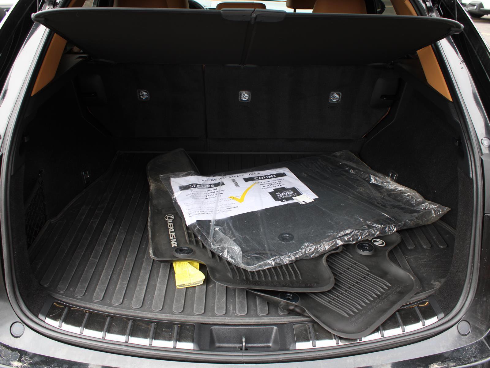 Used 2024 Lexus NX 350h AWD w/ Cold Area Package image 8