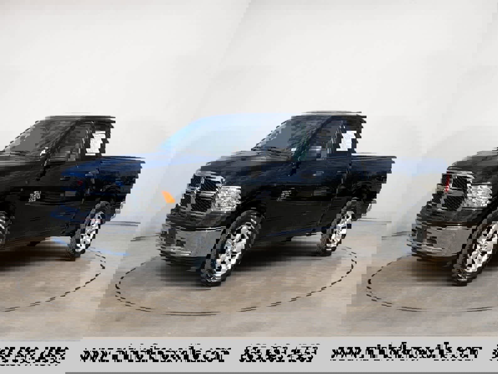 Used 2024 RAM 1500 Classic SLT image 7