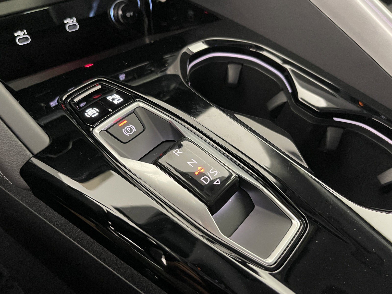 New 2025 Audi Q5 Premium Plus image 34