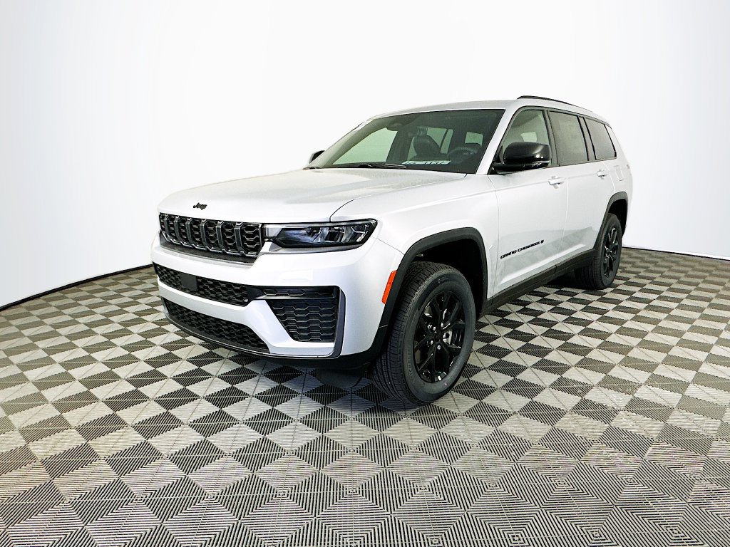 New 2026 Jeep Grand Cherokee L 4WD image 5