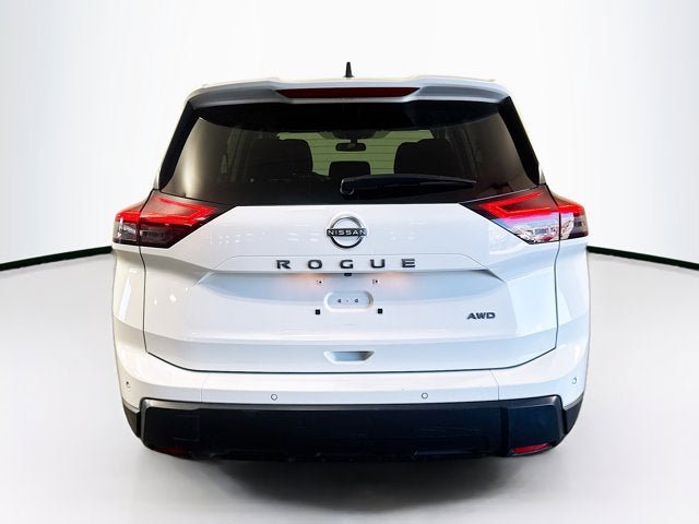 Used 2024 Nissan Rogue S AWD/4WD image 6