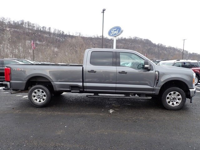 Used 2024 Ford F250 XLT image 6