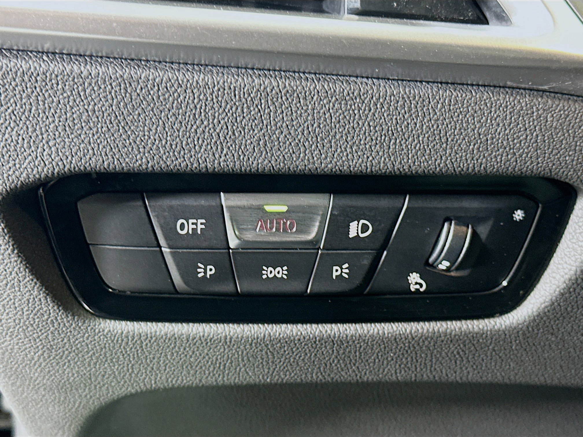 Used 2025 BMW 330i xDrive Sedan image 17