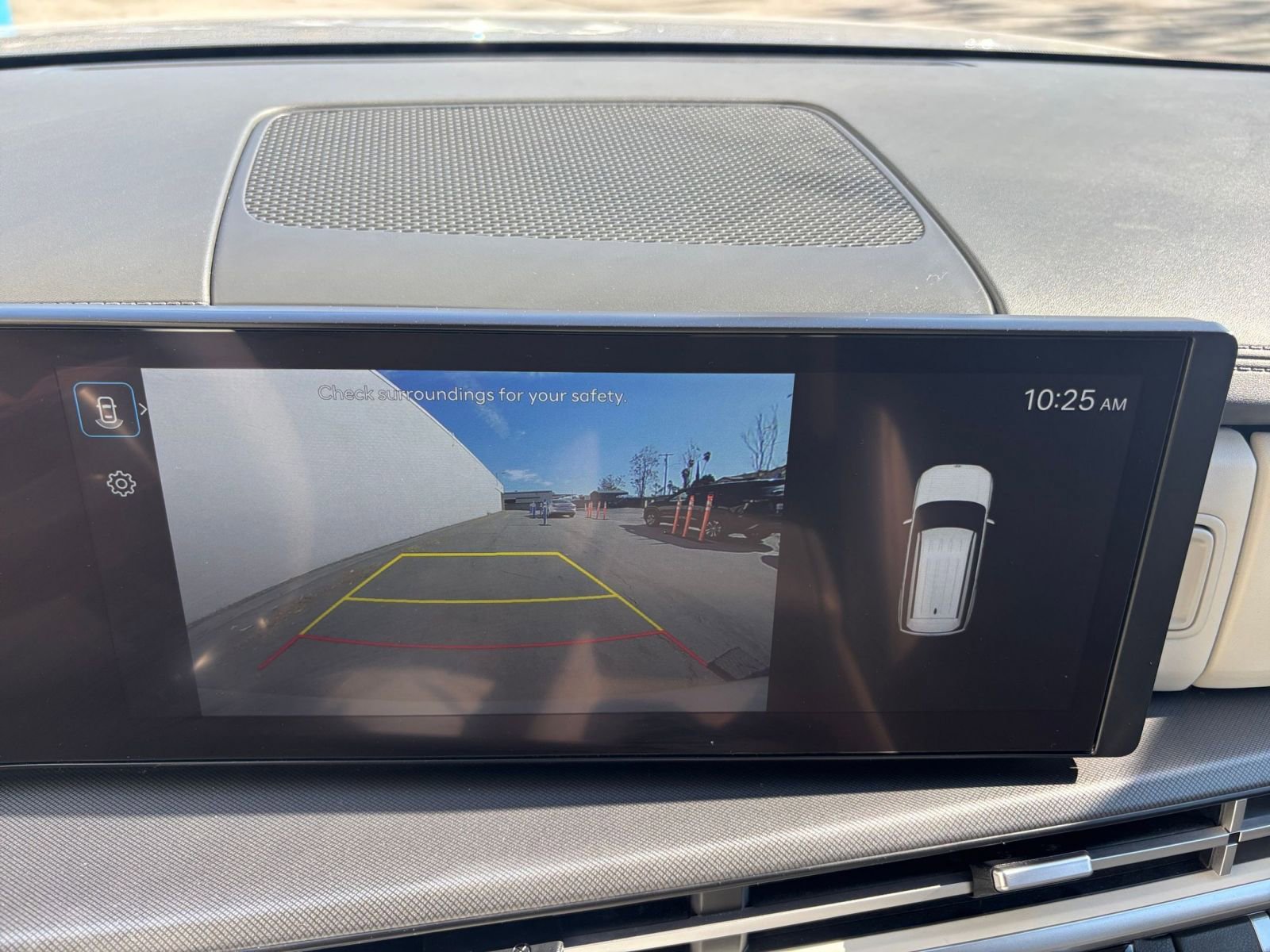 Used 2025 Hyundai Santa Fe SEL image 17