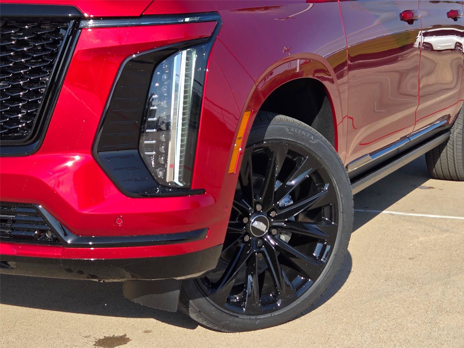 New 2026 Cadillac Escalade ESV Platinum Sport w/ LPO, ONYX Package AWD/4WD image 7