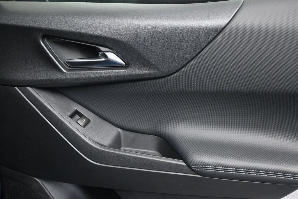 New 2026 Chevrolet Equinox LT w/ Safety and Technology Package FWD image 22
