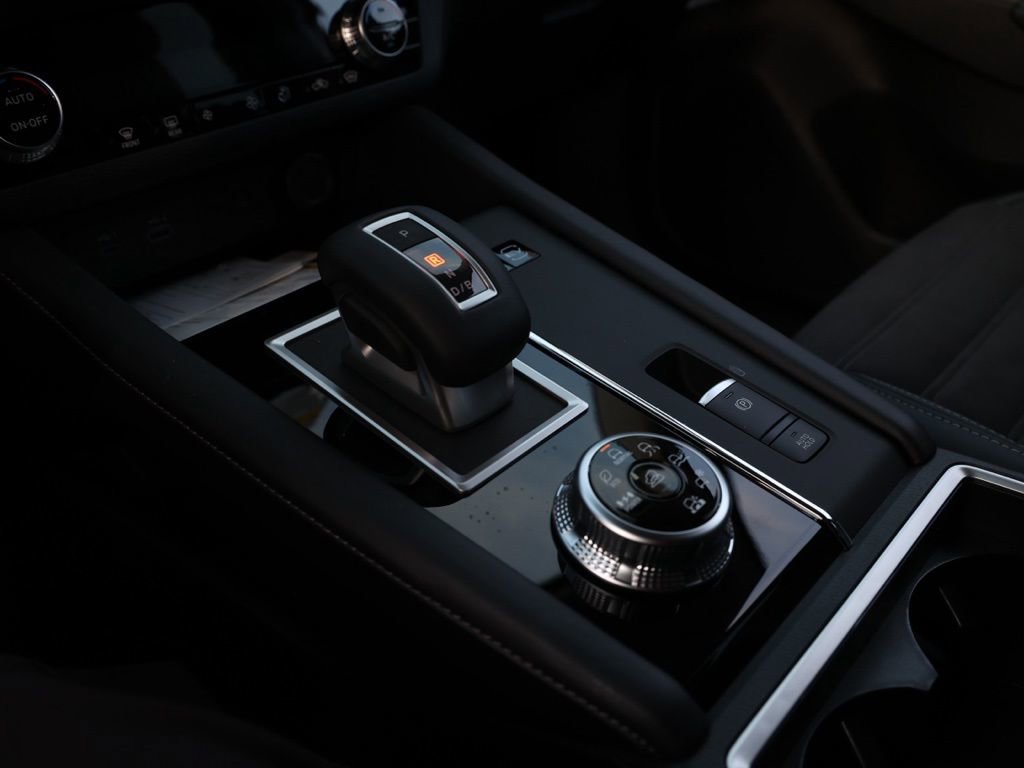 New 2026 Nissan Rogue SL image 30