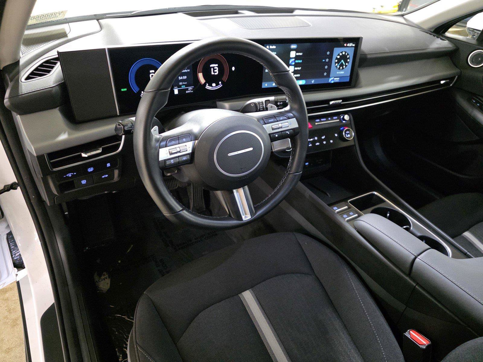 Certified 2026 Hyundai Sonata SEL FWD image 24