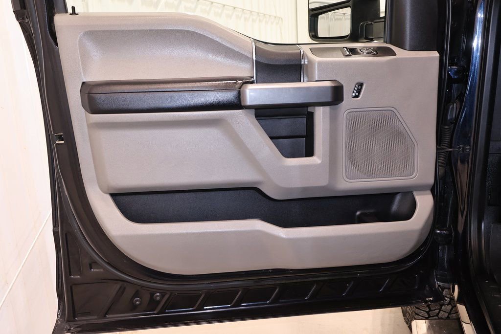 Used 2021 Ford F350 XLT w/ XLT Value Package AWD/4WD image 9