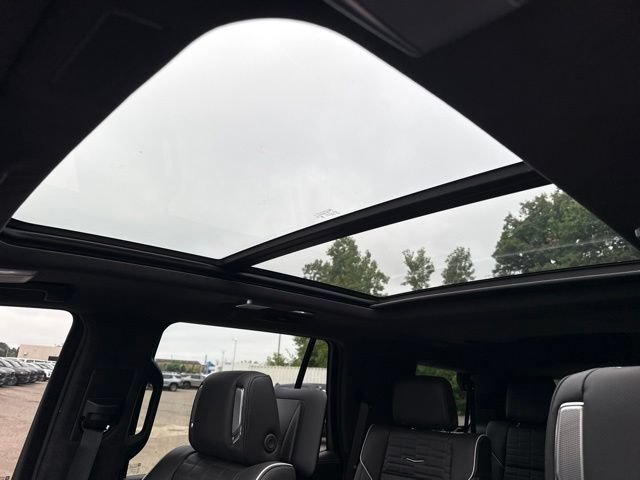 Certified 2026 Cadillac Escalade V w/ LPO, Floor Liner Package AWD/4WD image 14
