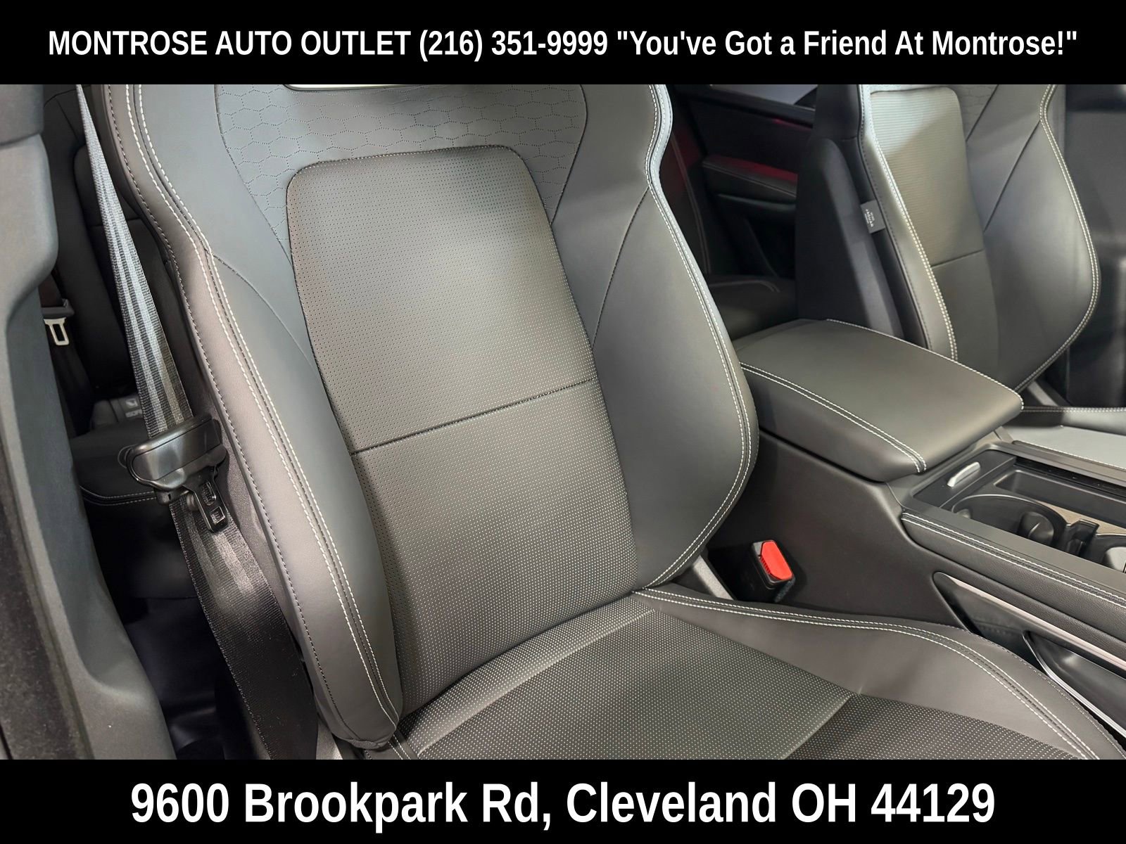 Used 2024 Jaguar F-PACE R-Dynamic S image 50