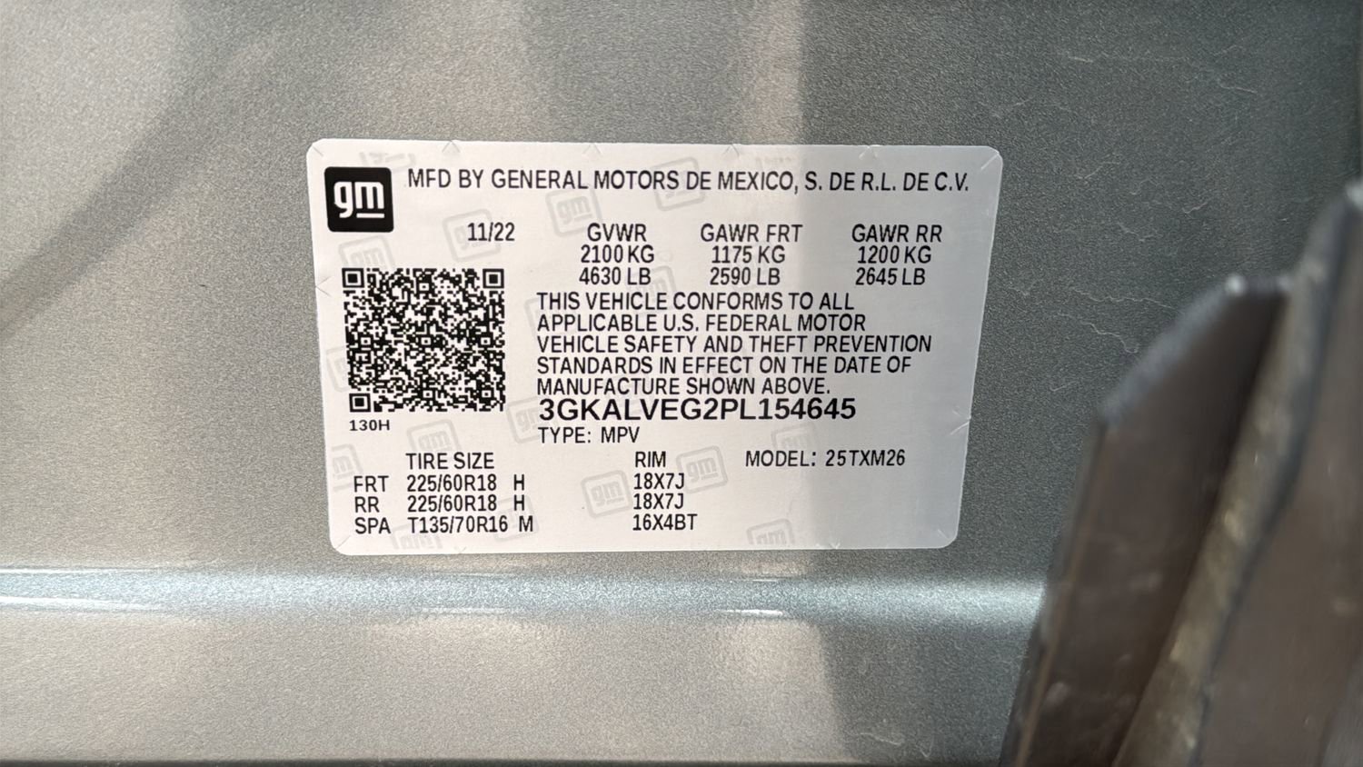 Used 2023 GMC Terrain SLT image 11