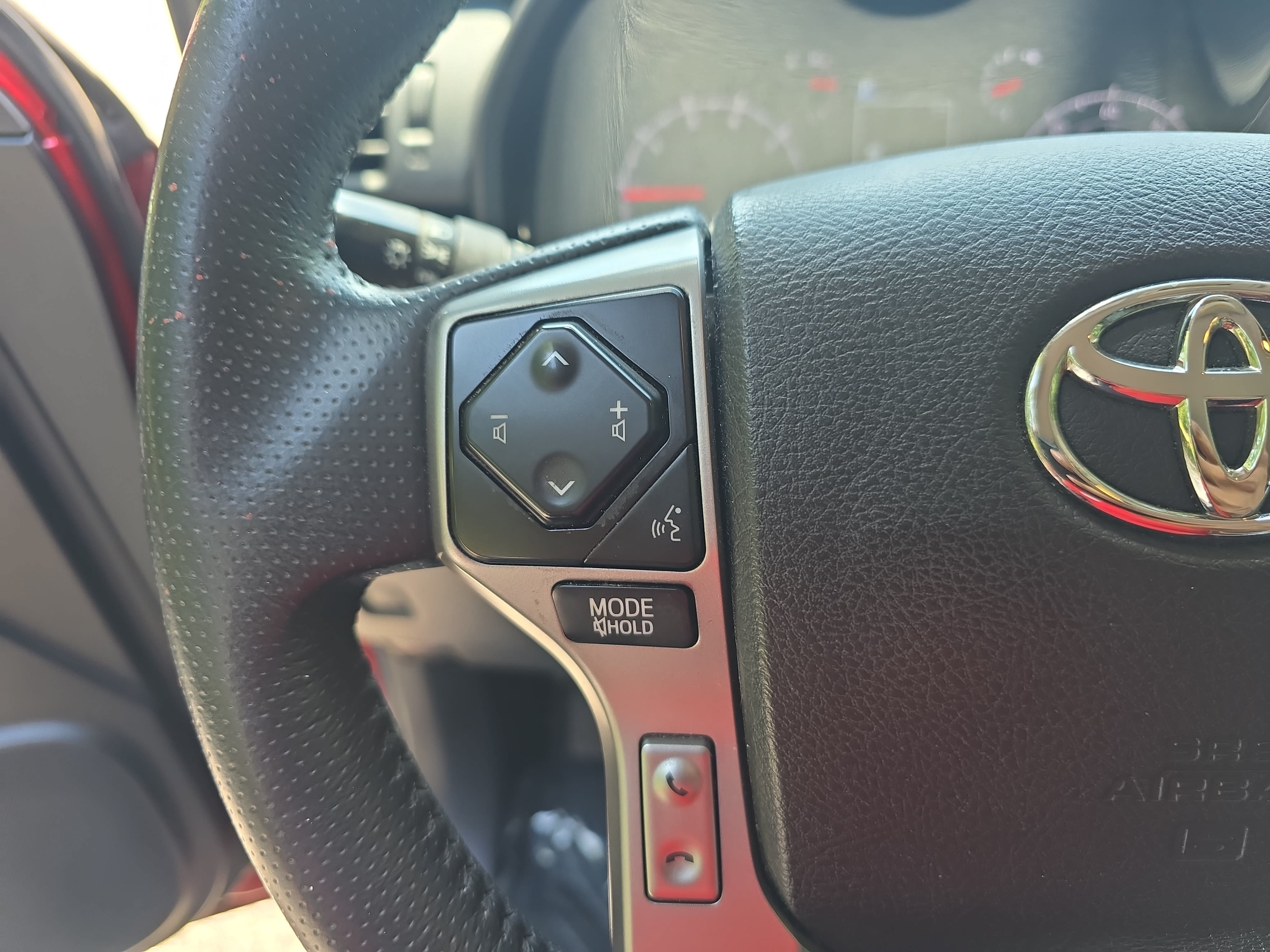 Used 2020 Toyota 4Runner SR5 Premium AWD/4WD image 16