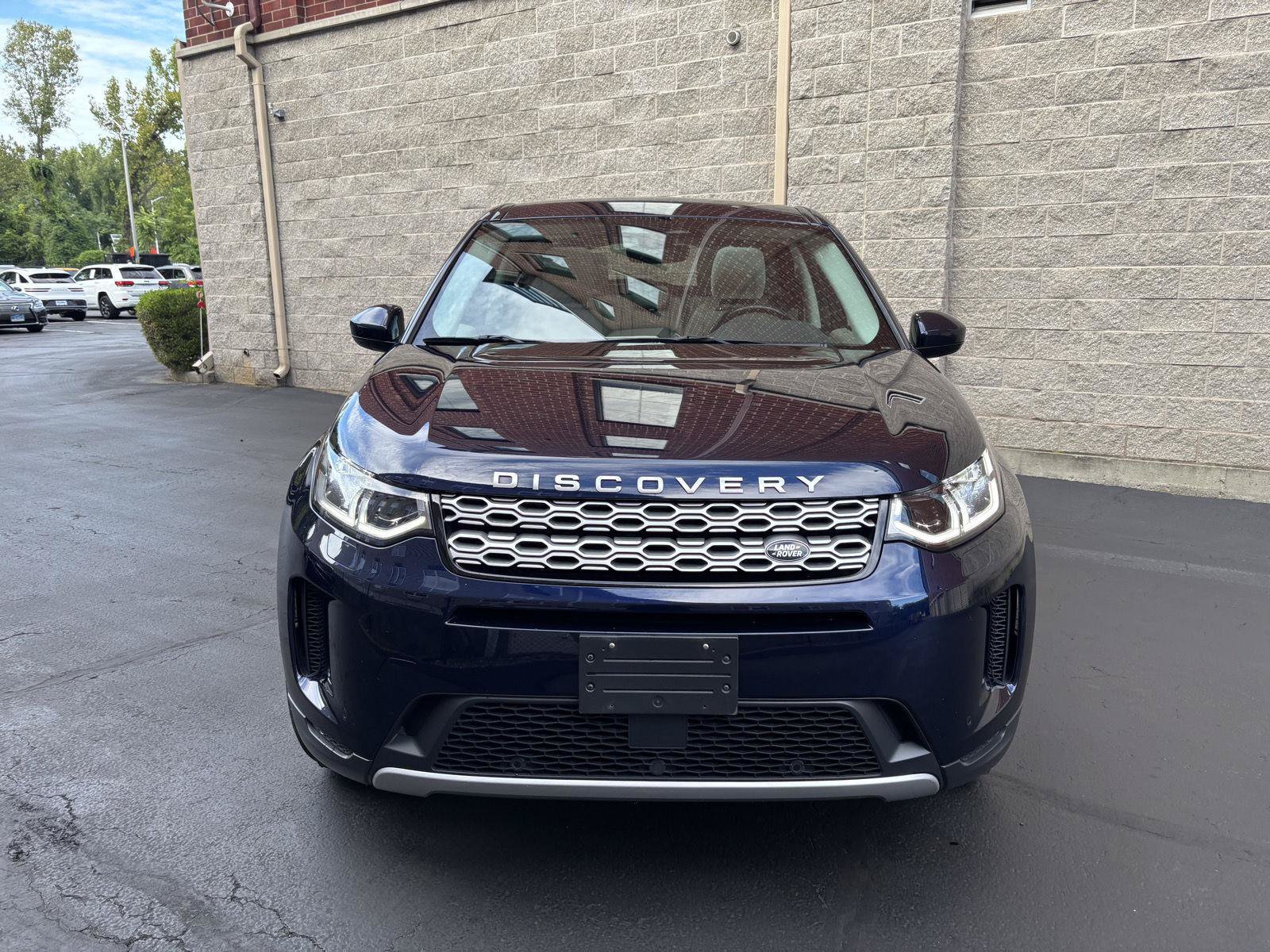 Used 2023 Land Rover Discovery Sport SE AWD/4WD image 5