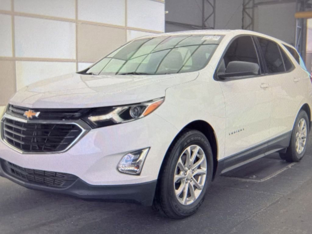 Used 2018 Chevrolet Equinox Premier AWD/4WD image 2