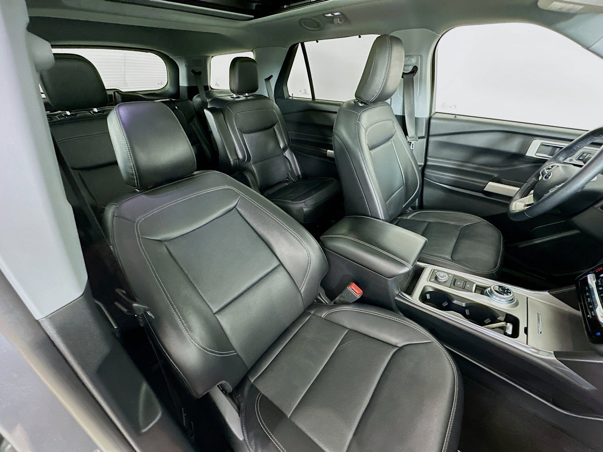 Used 2021 Ford Explorer Limited w/ Equipment Group 301A image 38