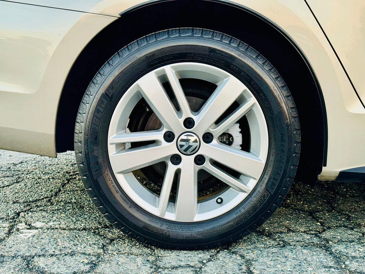 Used 2014 Volkswagen Jetta SE image 12