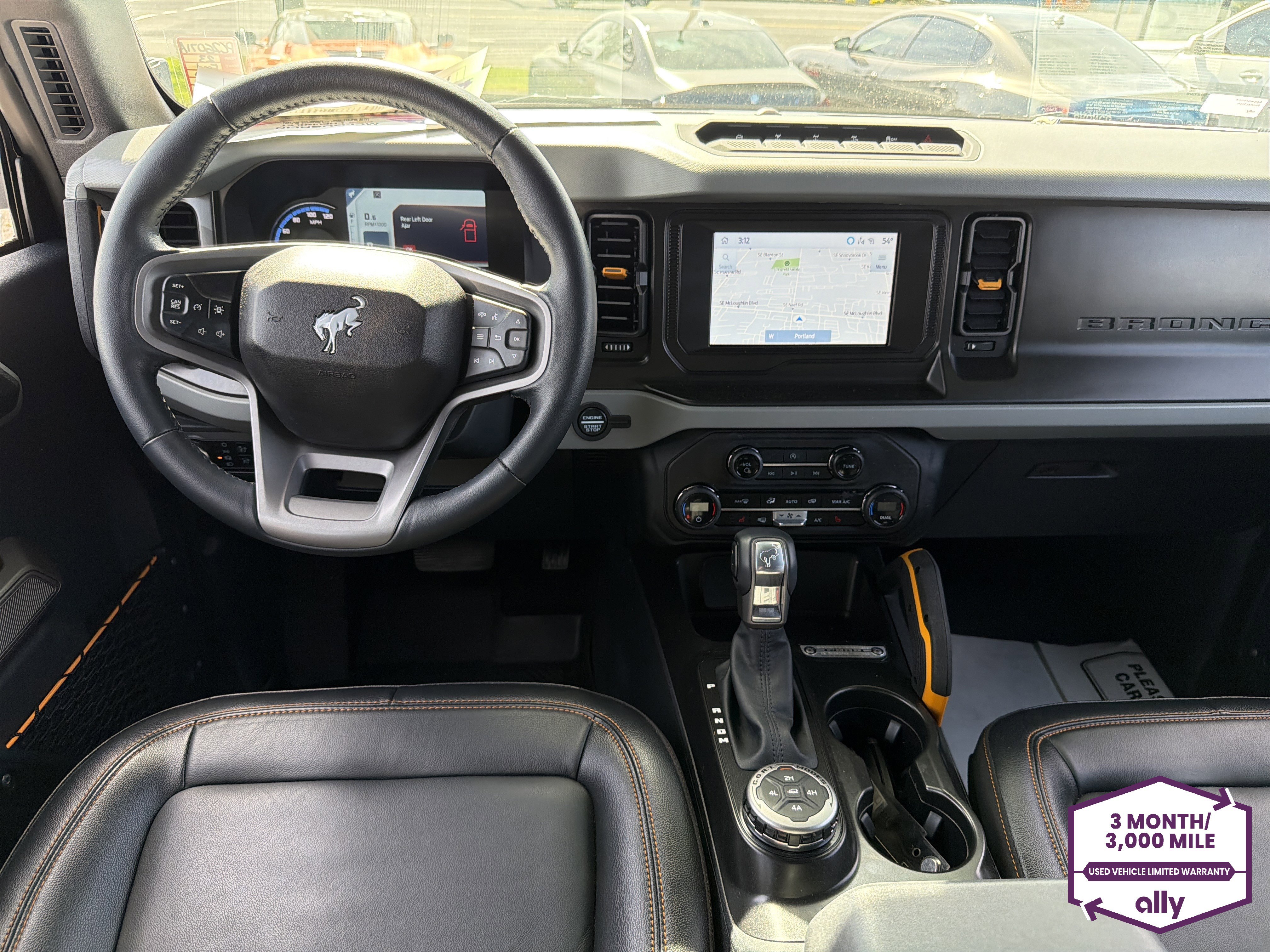 Used 2023 Ford Bronco Badlands w/ Sasquatch Package image 12