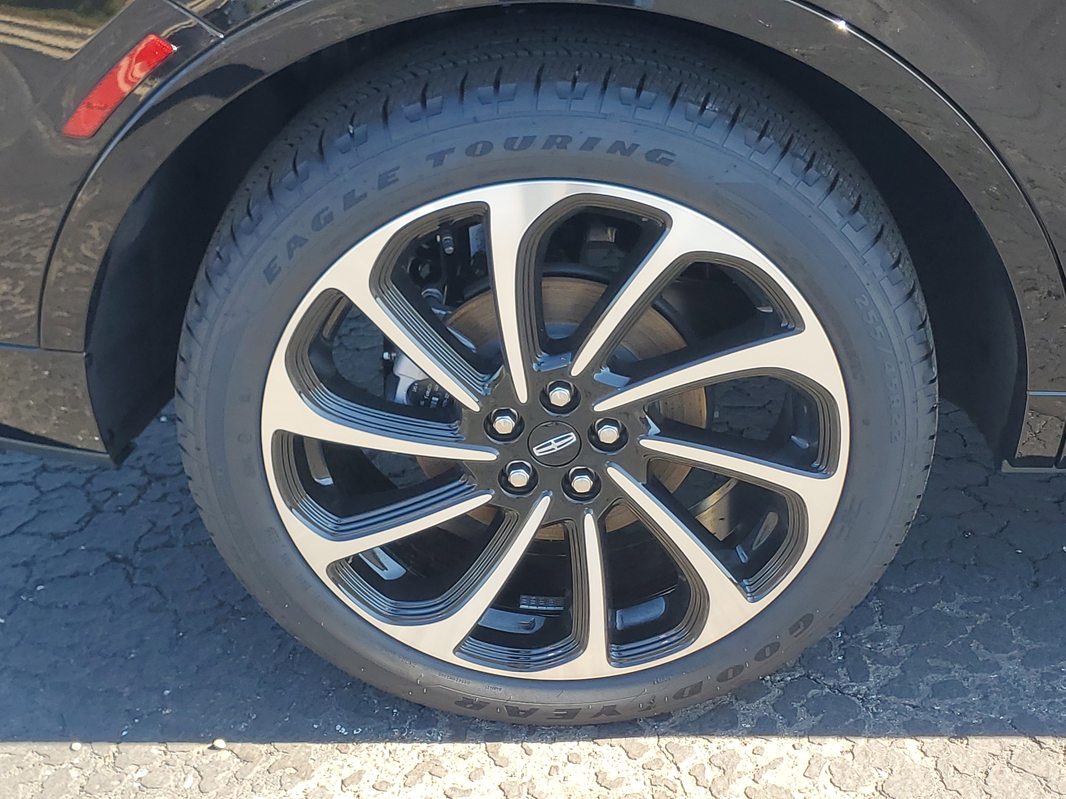 New 2025 Lincoln Nautilus Black Label image 5