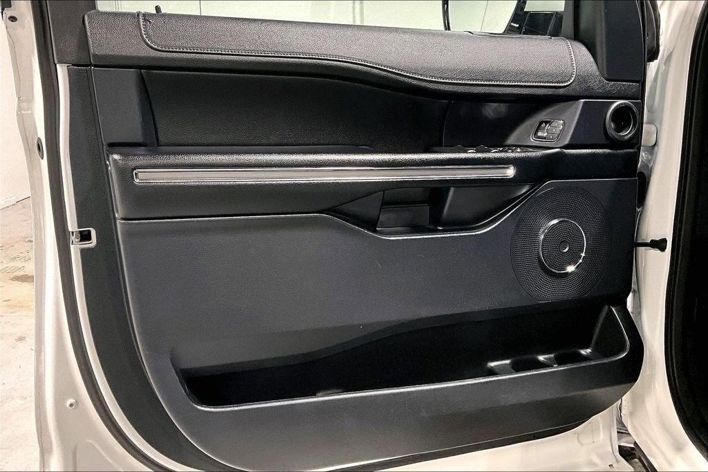 Used 2021 Ford Expedition XLT image 20