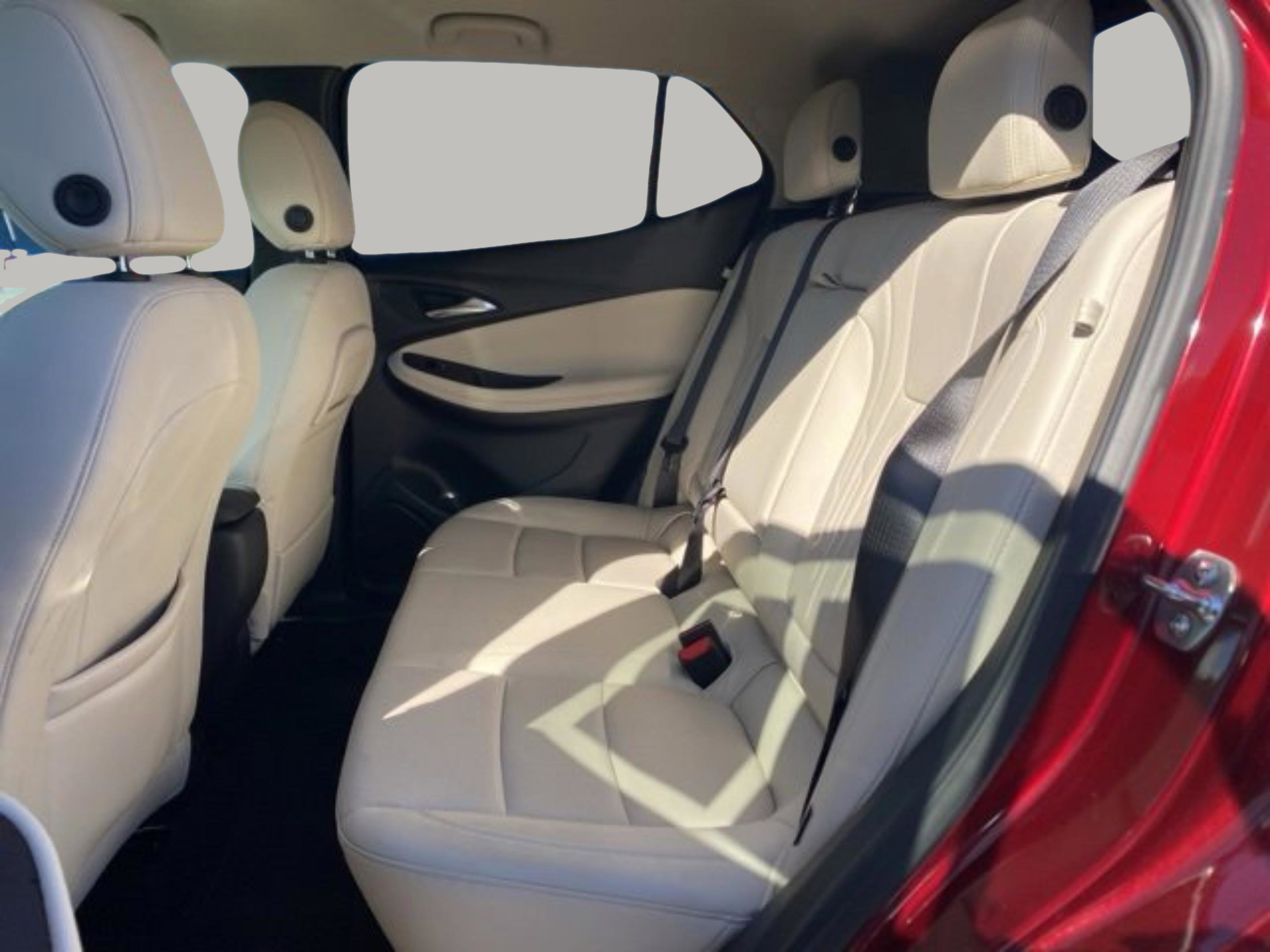 Used 2025 Buick Encore GX Avenir image 25