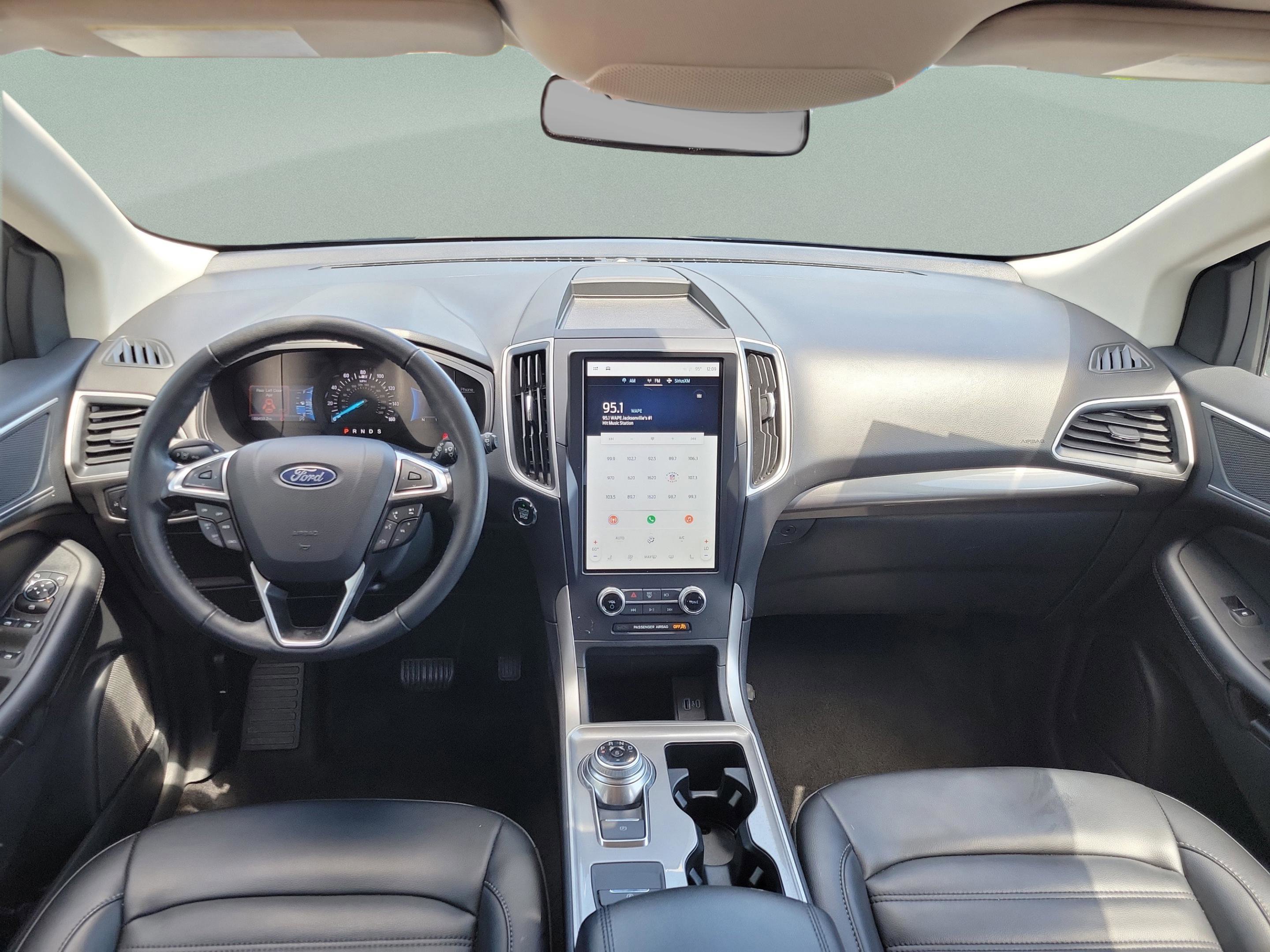 Used 2024 Ford Edge SEL AWD/4WD image 6