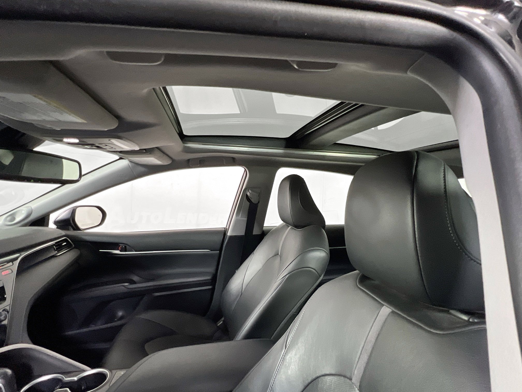 Used 2021 Toyota Camry XLE w/ Navigation Package image 22