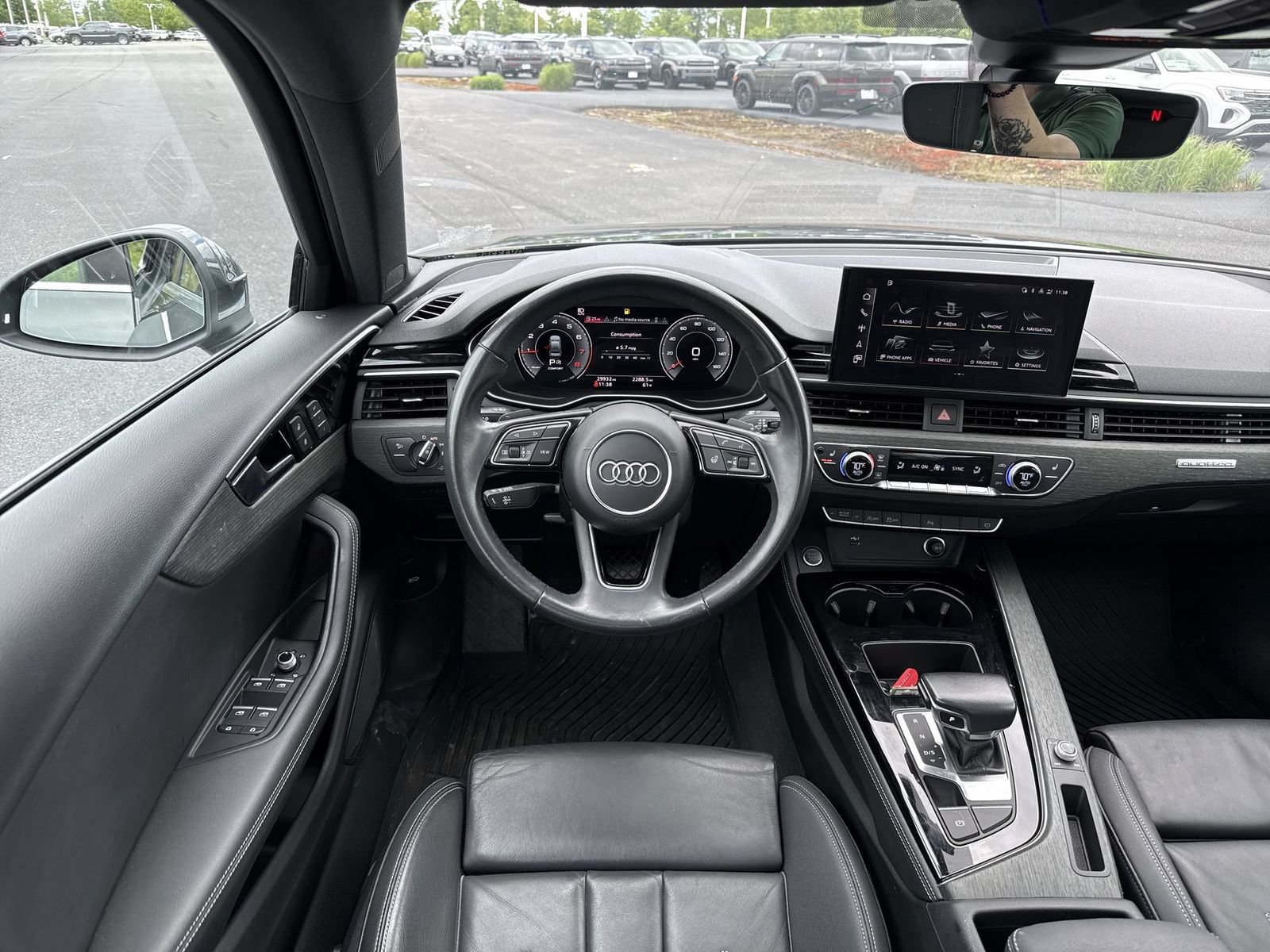 Used 2022 Audi A4 2.0T Premium Plus AWD/4WD image 15