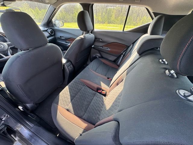 Used 2024 Nissan Kicks SR image 13