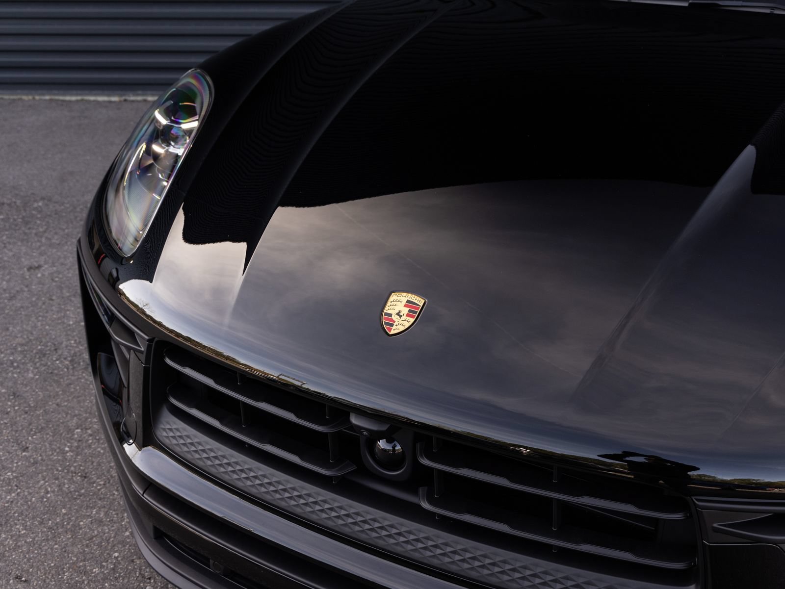 New 2026 Porsche Macan AWD/4WD image 10