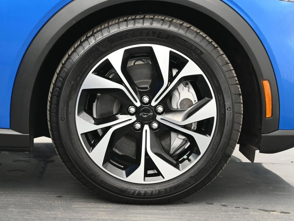 Used 2025 Ford Mustang Mach-E Select w/ Comfort Package Lite image 22