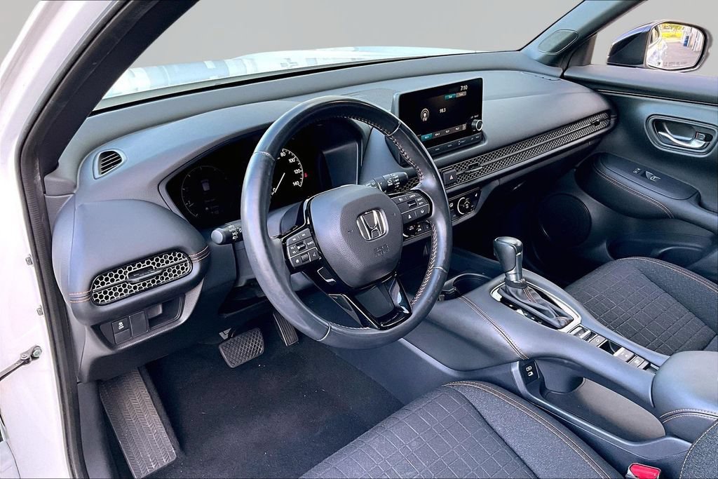 Used 2024 Honda HR-V Sport image 14