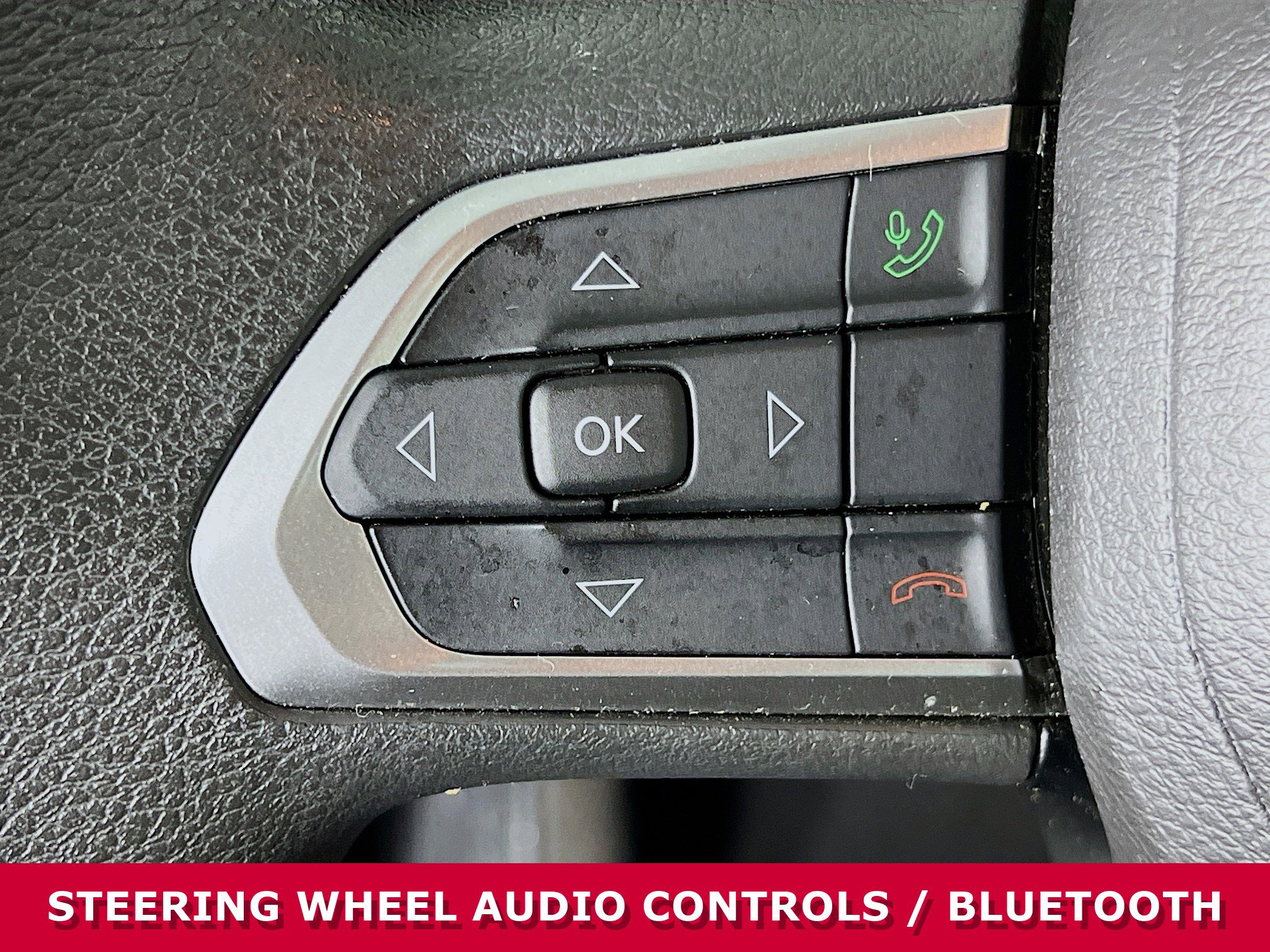 Used 2024 Jeep Compass Sport image 14