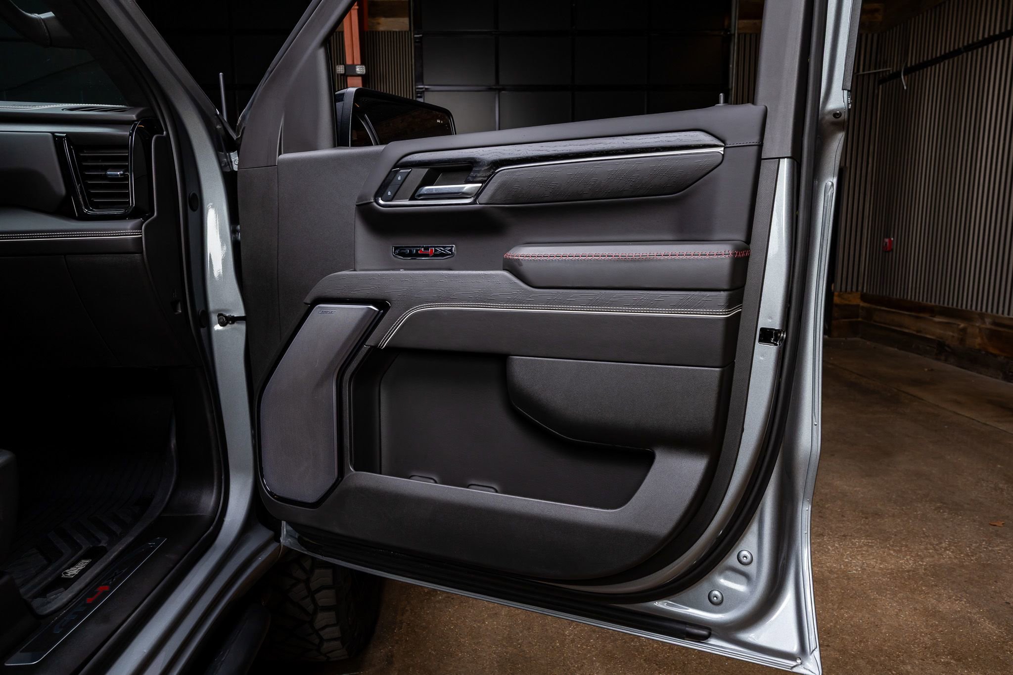 Used 2024 GMC Sierra 1500 AT4X w/ AT4X AEV Edition image 35