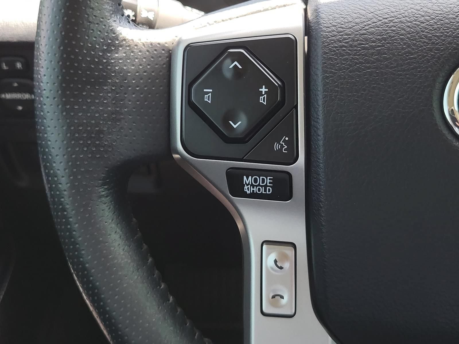 Used 2024 Toyota 4Runner SR5 Premium w/ Moonroof Package RWD image 34
