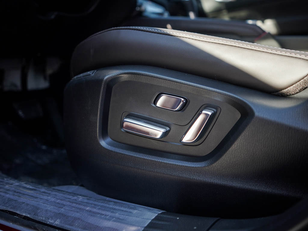 New 2025 MAZDA CX-5 Signature image 19