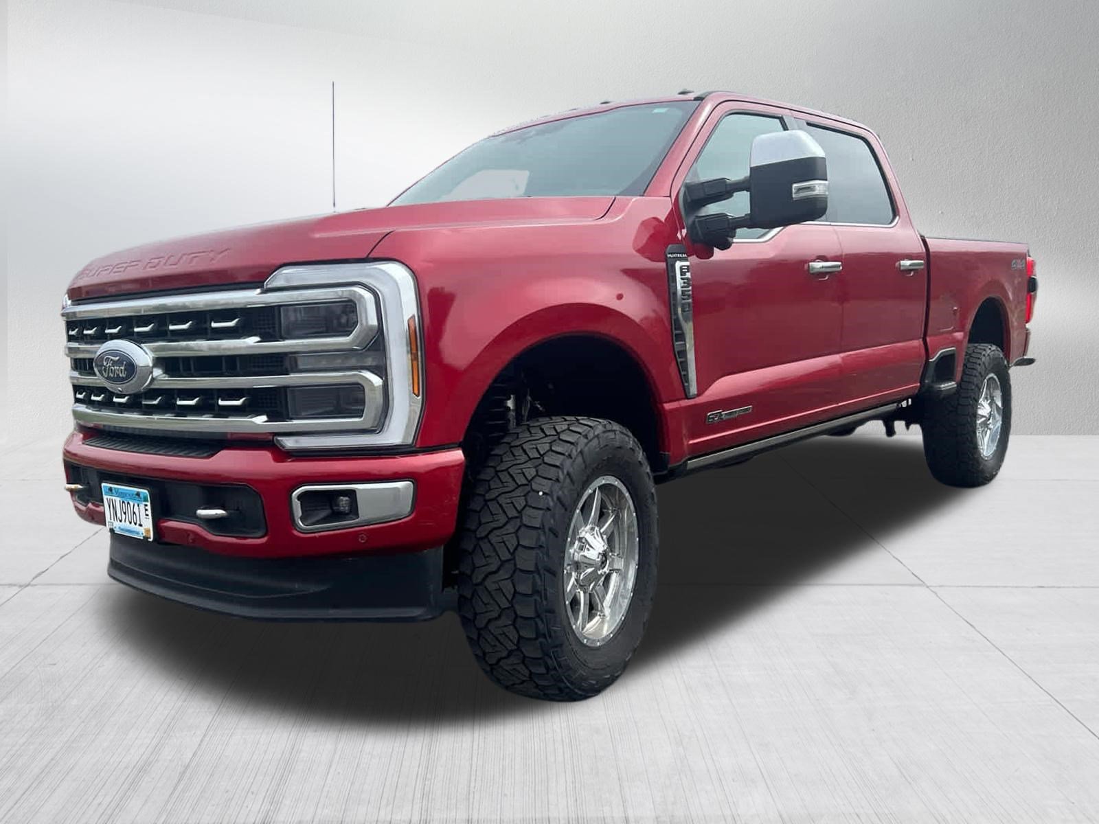 Used 2024 Ford F350 Platinum image 3