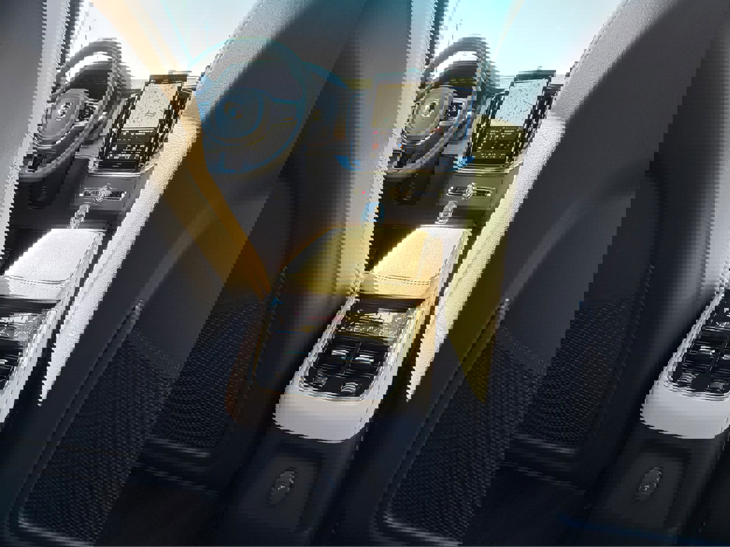 New 2026 Volvo XC90 T8 Ultra w/ Lounge Package image 12