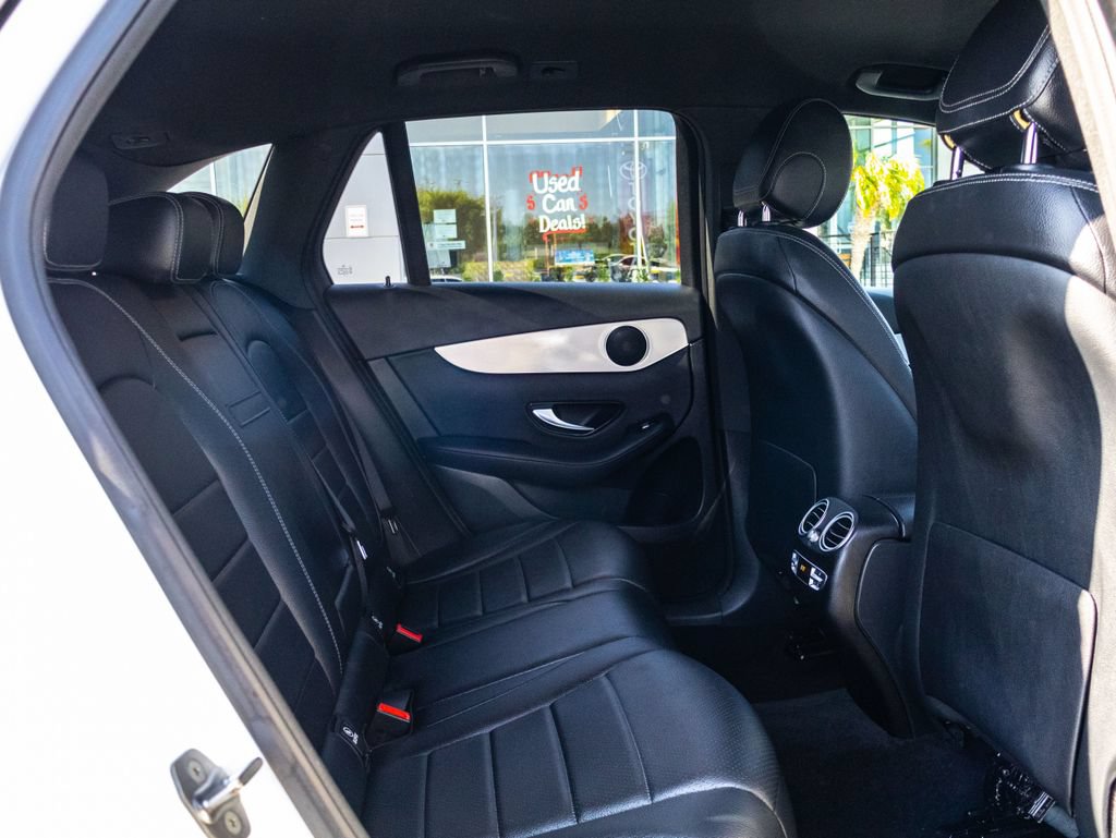 Used 2020 Mercedes-Benz GLC 300 image 19